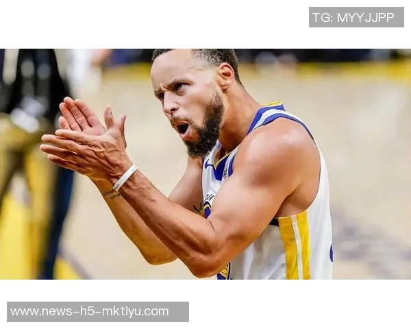 科尔强调关键时刻吉米接球重要性追梦依然是顶级防守者之一